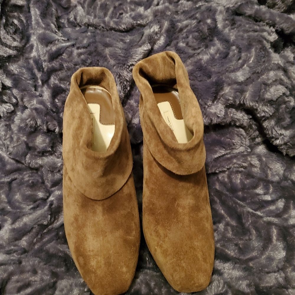 Max Studio slip on booties